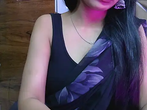 Snapshot of sweet_riyaaa chatting on 05/09/26, 04:39 sweet riyaaa online show from 05/09/26, 04:39