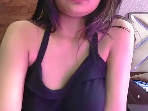 sweet riyaaa online show from 07/10/26, 04:31