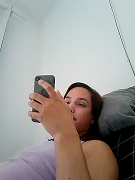 Snapshot of ofjuliaa chatting on 03/26/26, 03:17 ofjuliaa online show from 03/26/26, 03:17