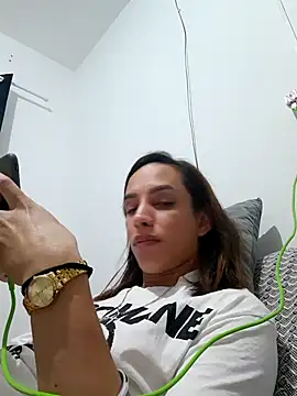 Snapshot of ofjuliaa chatting on 03/29/26, 04:01 ofjuliaa online show from 03/29/26, 04:01