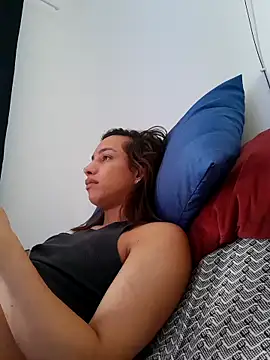 Snapshot of ofjuliaa chatting on 04/11/26, 07:07 ofjuliaa online show from 04/11/26, 07:07