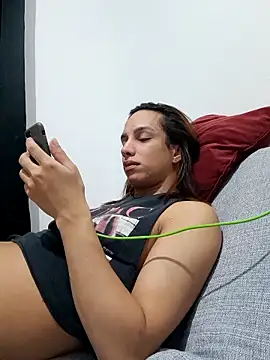 Snapshot of ofjuliaa chatting on 04/30/26, 04:52 ofjuliaa online show from 04/30/26, 04:52