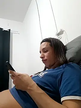 Snapshot of ofjuliaa chatting on 06/07/26, 02:59 ofjuliaa online show from 06/07/26, 02:59