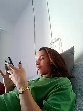 Snapshot of ofjuliaa chatting on 06/08/26, 07:47 ofjuliaa online show from 06/08/26, 07:47