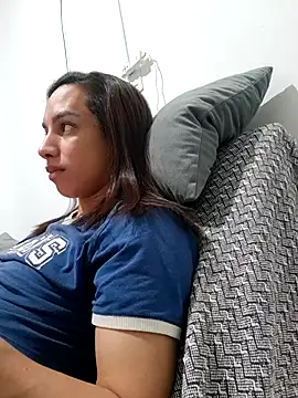 ofjuliaa online show from 07/13/26, 06:16