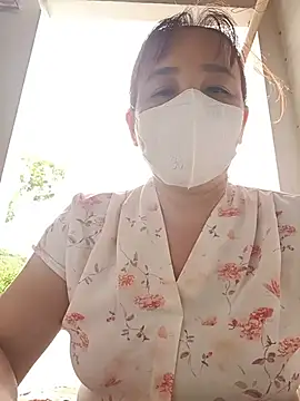 Lyna sexy24 online show from 07/19/26, 10:41