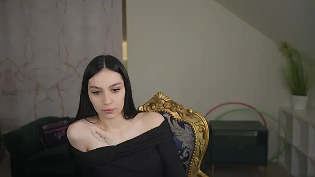Snapshot of Mila_Rose054 chatting on 03/16/26, 11:36 Mila Rose054 online show from 03/16/26, 11:36