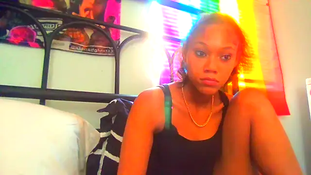 Snapshot of Tamiii420 chatting on 03/10/26, 08:14 Tamiii420 online show from 03/10/26, 08:14