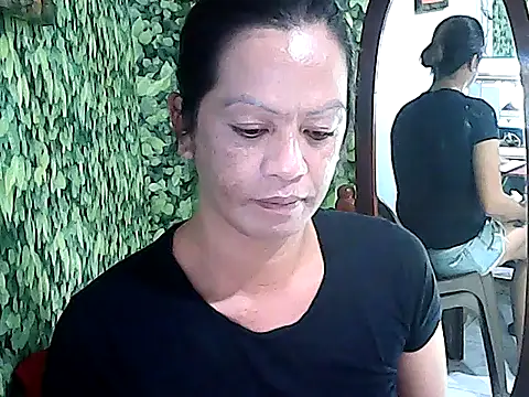 Snapshot of Simplewild21 chatting on 01/12/26, 02:44 Simplewild21 online show from 01/12/26, 02:44