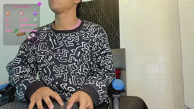 Liamsubtle01 online show from 07/22/26, 11:02