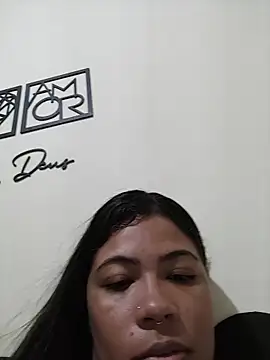 Snapshot of Indiafogosa23 chatting on 04/21/26, 01:06 Indiafogosa23 online show from 04/21/26, 01:06