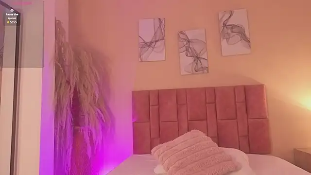 emmy danielss online show from 07/08/26, 11:04