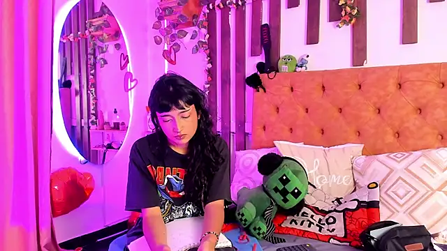 Snapshot of MeowMota_ chatting on 03/14/26, 07:08 MeowMota online show from 03/14/26, 07:08