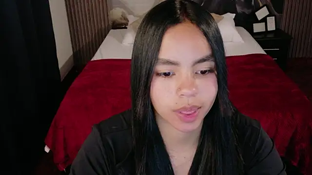 Snapshot of SofiaMante_ chatting on 02/09/26, 10:36 SofiaMante online show from 02/09/26, 10:36