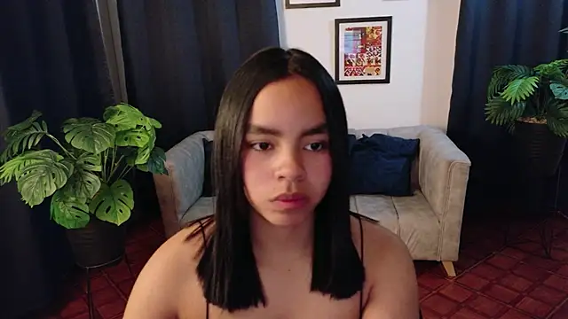 Snapshot of SofiaMante_ chatting on 03/04/26, 09:10 SofiaMante online show from 03/04/26, 09:10
