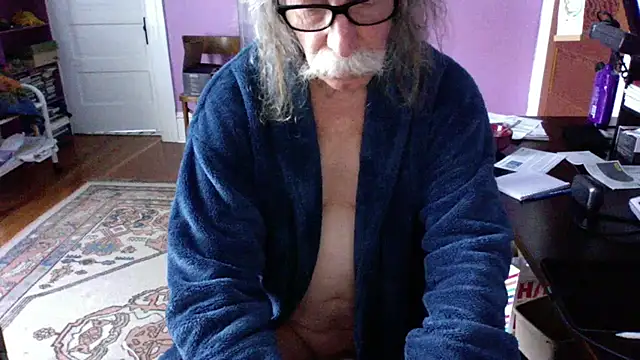 Snapshot of LickYourYoni chatting on 05/19/26, 02:56 LickYourYoni online show from 05/19/26, 02:56