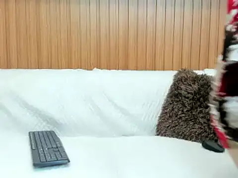 Snapshot of Riley_Reid_Milf chatting on 02/24/26, 12:58 Riley Reid Milf online show from 02/24/26, 12:58
