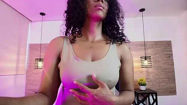 Ellie-Alves online show from 07/10/26, 01:25