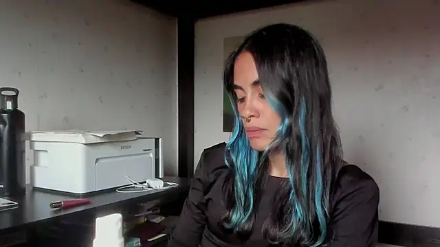 azula lillet online show from 06/04/26, 03:18