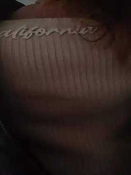 Snapshot of Alejandra_N chatting on 03/24/26, 01:49 Alejandra N online show from 03/24/26, 01:49
