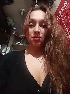 Snapshot of Alejandra_N chatting on 05/20/26, 06:03 Alejandra N online show from 05/20/26, 06:03