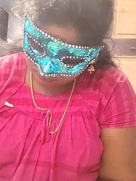 Snapshot of divyasree1431 chatting on 02/14/26, 05:26 divyasree1431 online show from 02/14/26, 05:26