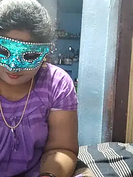 Snapshot of divyasree1431 chatting on 02/21/26, 05:25 divyasree1431 online show from 02/21/26, 05:25
