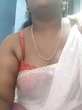 Snapshot of divyasree1431 chatting on 03/07/26, 04:42 divyasree1431 online show from 03/07/26, 04:42