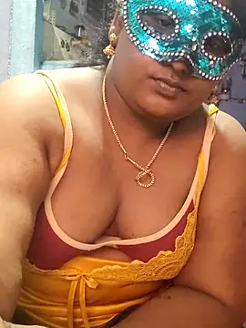 Snapshot of divyasree1431 chatting on 03/14/26, 05:07 divyasree1431 online show from 03/14/26, 05:07