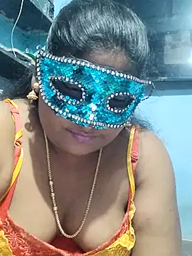 Snapshot of divyasree1431 chatting on 03/26/26, 12:55 divyasree1431 online show from 03/26/26, 12:55