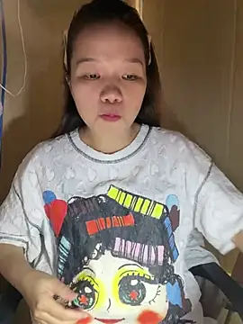 Snapshot of An-An19 chatting on 03/21/26, 01:32 An-An19 online show from 03/21/26, 01:32