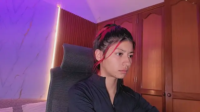 Snapshot of dulcetorresvg chatting on 04/11/26, 03:11 dulcetorresvg online show from 04/11/26, 03:11