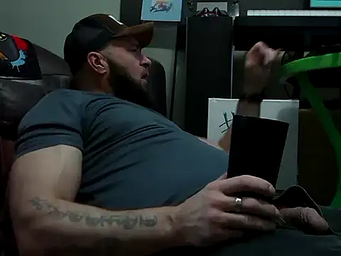 Numba1dad  online show from 02/15/26, 07:54