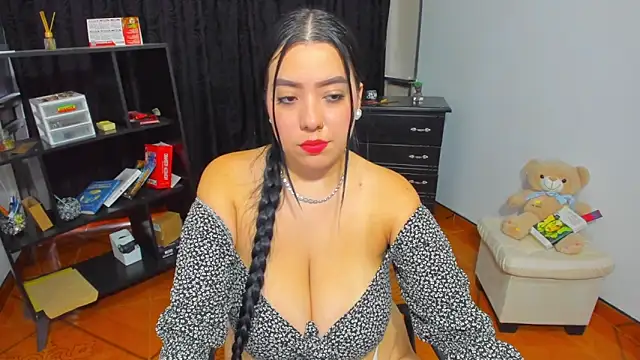 SophiiaRios  online show from 01/09/26, 11:35