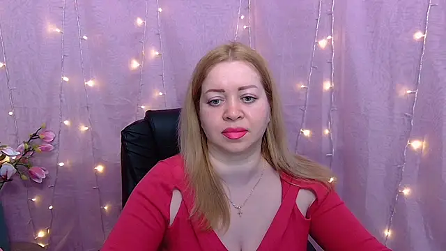 Snapshot of OliviaVerr chatting on 02/24/26, 01:31 OliviaVerr online show from 02/24/26, 01:31