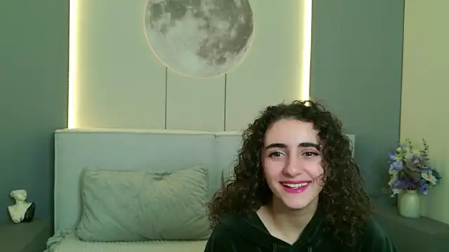 Snapshot of Susan_Fors chatting on 04/18/26, 06:28 Susan Fors online show from 04/18/26, 06:28
