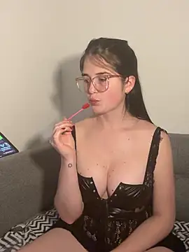 moon0626 online show from 07/15/26, 02:28