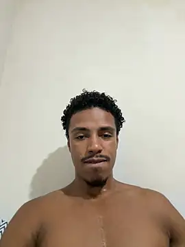 Snapshot of LorenzoBlack27 chatting on 03/06/26, 01:02 LorenzoBlack27 online show from 03/06/26, 01:02