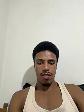 Snapshot of LorenzoBlack27 chatting on 03/10/26, 11:43 LorenzoBlack27 online show from 03/10/26, 11:43