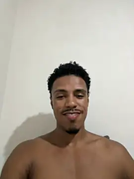 Snapshot of LorenzoBlack27 chatting on 03/18/26, 12:36 LorenzoBlack27 online show from 03/18/26, 12:36