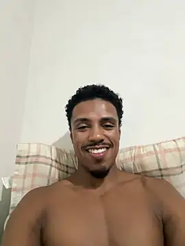 Snapshot of LorenzoBlack27 chatting on 04/29/26, 11:55 LorenzoBlack27 online show from 04/29/26, 11:55