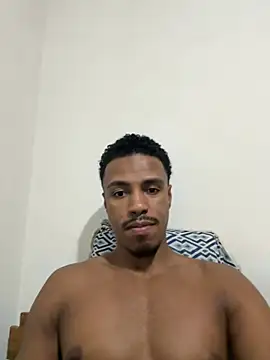Snapshot of LorenzoBlack27 chatting on 06/10/26, 10:41 LorenzoBlack27 online show from 06/10/26, 10:41