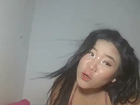 Zyeiii online show from 06/07/26, 06:00