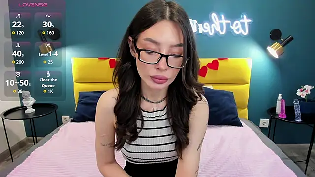 Snapshot of IvyDainty chatting on 02/08/26, 01:20 IvyDainty online show from 02/08/26, 01:20