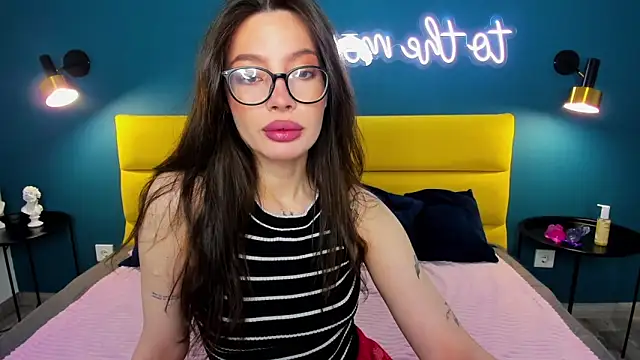 Snapshot of IvyDainty chatting on 04/26/26, 01:25 IvyDainty online show from 04/26/26, 01:25