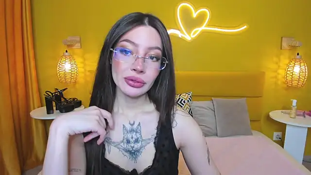 Snapshot of IvyDainty chatting on 05/03/26, 01:22 IvyDainty online show from 05/03/26, 01:22