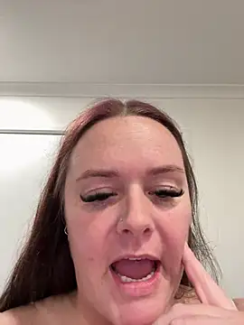 carinabro10 online show from 05/16/26, 10:36