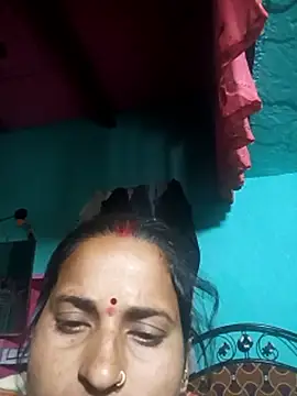 Snapshot of Reena_lodha chatting on 01/17/26, 10:35 Reena lodha online show from 01/17/26, 10:35