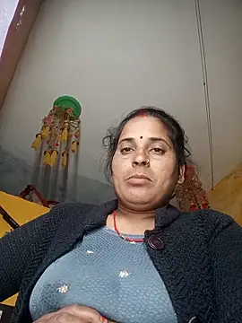 Snapshot of Reena_lodha chatting on 02/04/26, 12:27 Reena lodha online show from 02/04/26, 12:27
