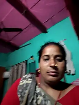 Snapshot of Reena_lodha chatting on 02/20/26, 10:32 Reena lodha online show from 02/20/26, 10:32